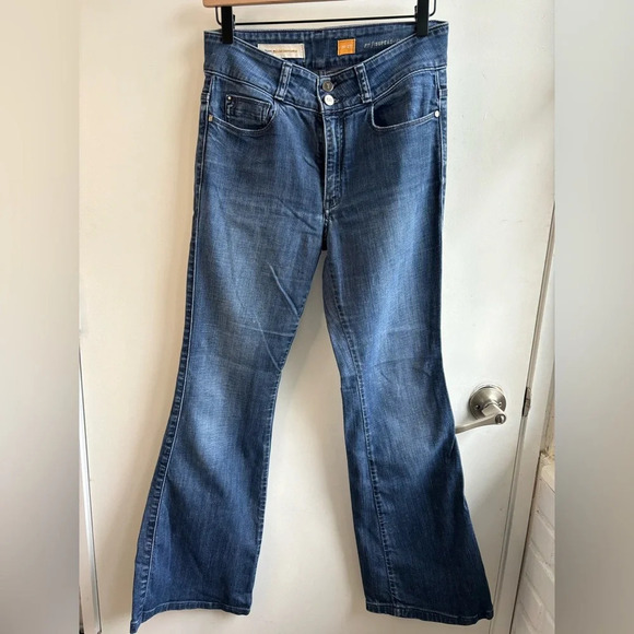 Pilcro High Rise Stretchy Bootcut Jeans - Picture 1 of 7